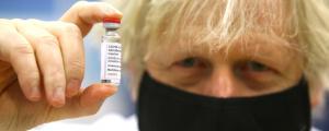 阿斯利康疫苗争议不断,欧盟却大开“绿灯”!英首相更以身试疫苗!